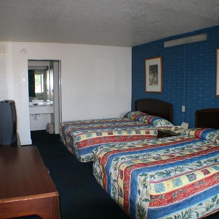 Budget Inn - Charlotte Zimmer foto
